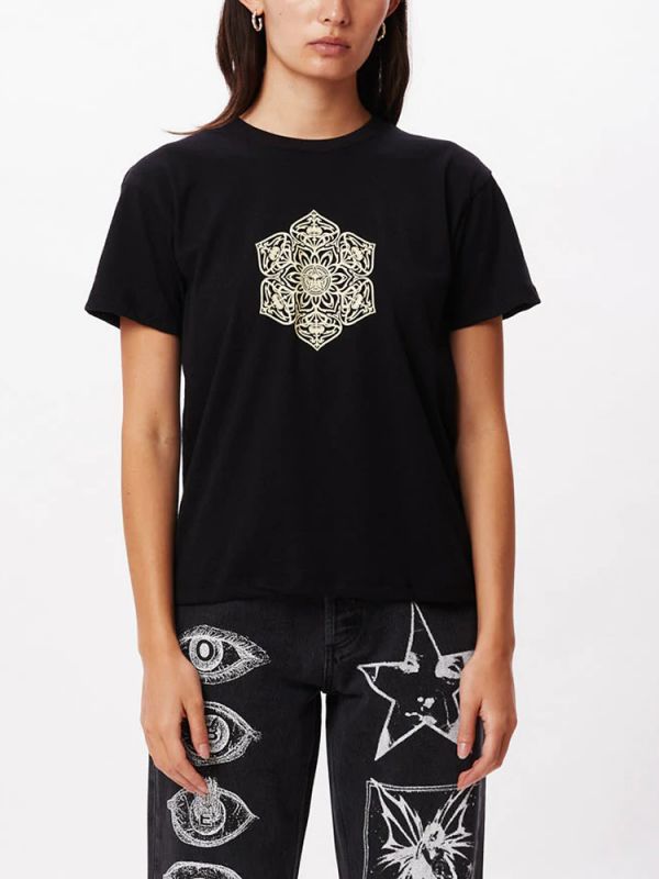 T-shirt Mandala stencil sustainable tee OBEY